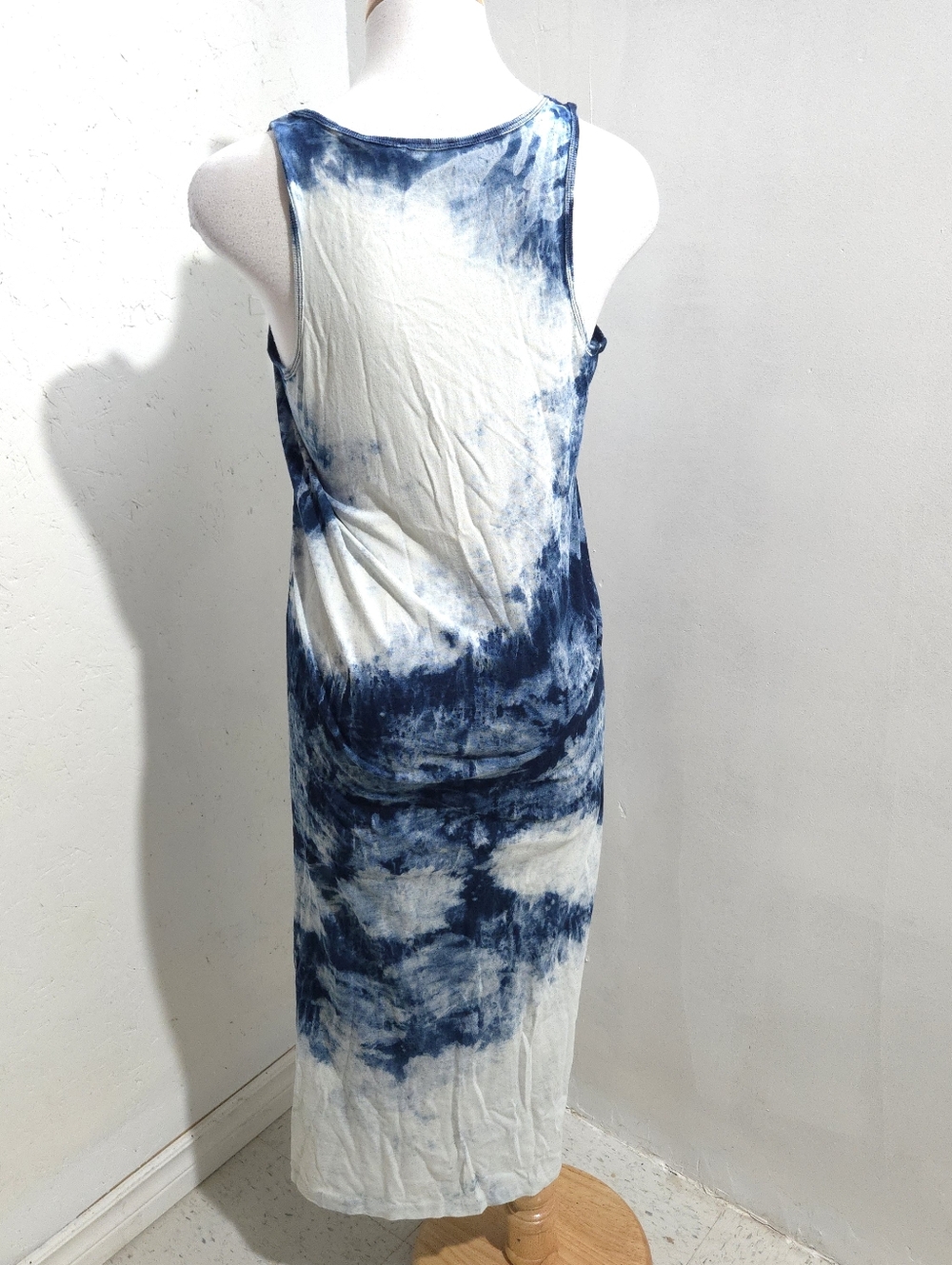 Polo Ralph Lauren | Tie-Dye Blue & White Sleeveless Maxi Dress - Picture 5 of 9